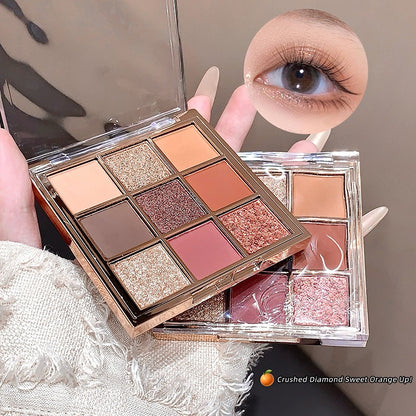 Gege Bear Nine Color Eyeshadow Palette