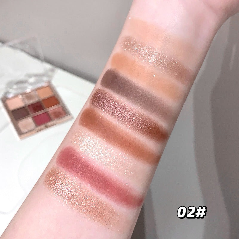 Gege Bear Nine Color Eyeshadow Palette